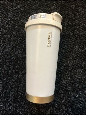 BEMEGA Designer Brand White & Gold Travel Tumbler